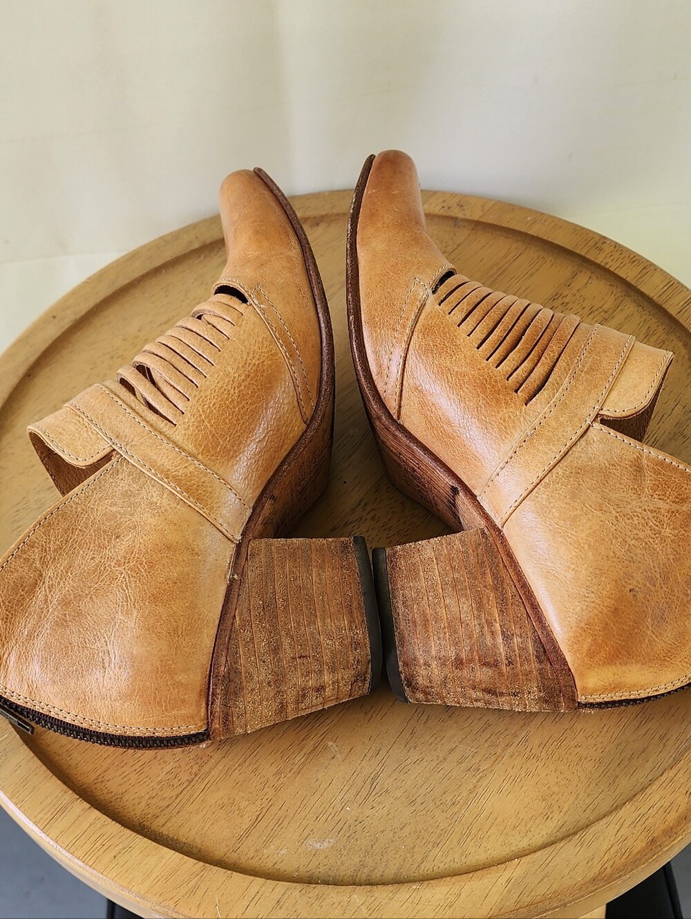 Bed Stu Trough Tan Leather Cutout Block Heel Booties - Picture 11 of 13